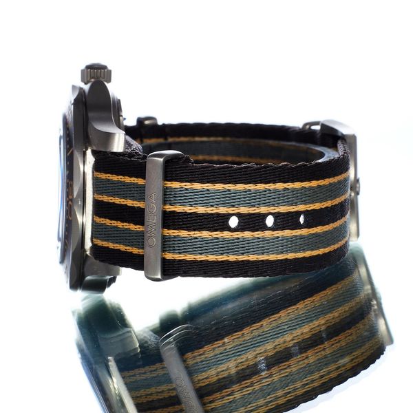 Omega Seamaster Diver 300m - James Bond Edition 210.92.42.20.01.001